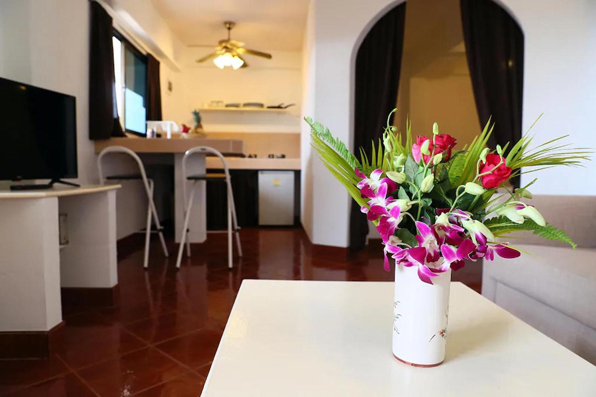 Swiss Villas Panoramic - Sha Certified Patong Esterno foto